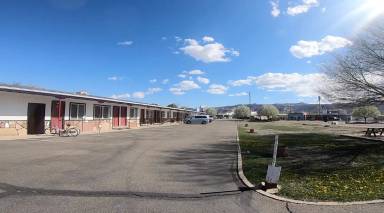 Main picture of 333 Highway 6 and 50