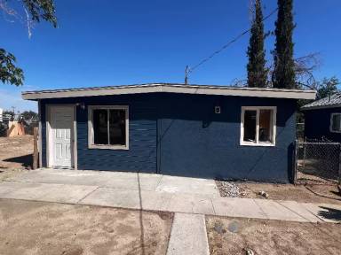 Main picture of 9529 E Avenue T