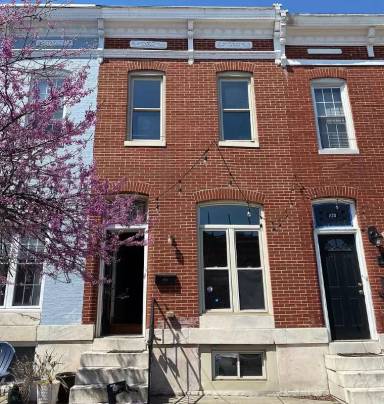 Main picture of 120 N Milton Ave