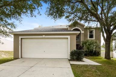 Main picture of 2142 Sandridge Cir