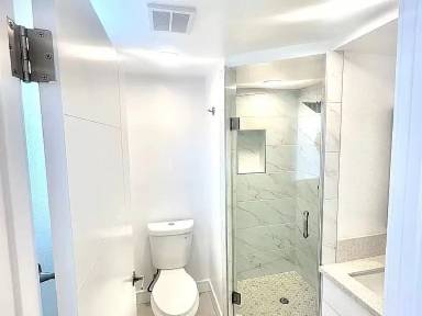 Main picture of 1269 W 36th St