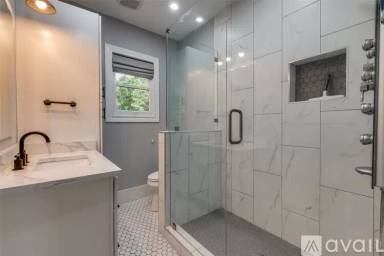 Main picture of 6101 Victor St