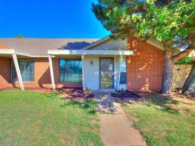 Main picture of 6607 Lyrewood Ln