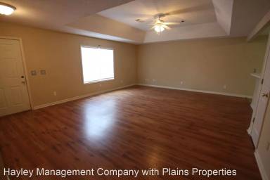Main picture of 683 Ethan Ct