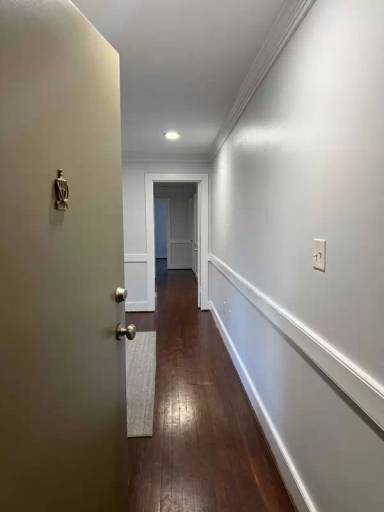 Main picture of 10508 Montrose Ave