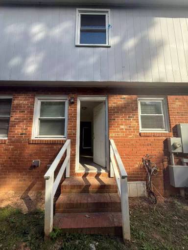 Main picture of 618 Eastview Ct