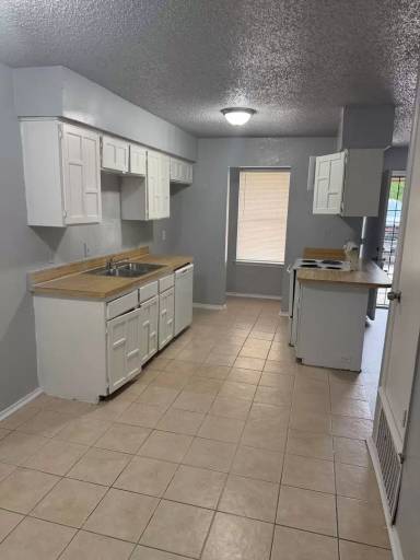 Main picture of 1007 Tierney Rd