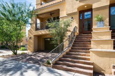 Main picture of 17712 N 77th Way