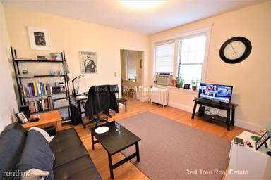 Main picture of 374 Chestnut Hill Ave