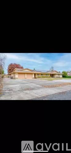 Main picture of 1387 Crom St