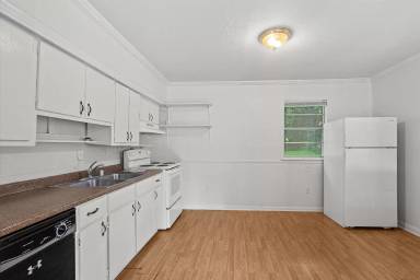 Main picture of 1203 Lampkin St