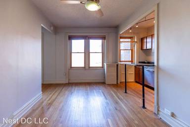 Main picture of 2456 20th St NW