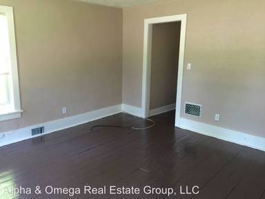 Main picture of 301 N Henry St