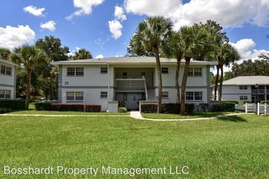 Main picture of 576 Fairways Ln