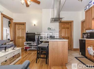 Main picture of 97 Myrtle St