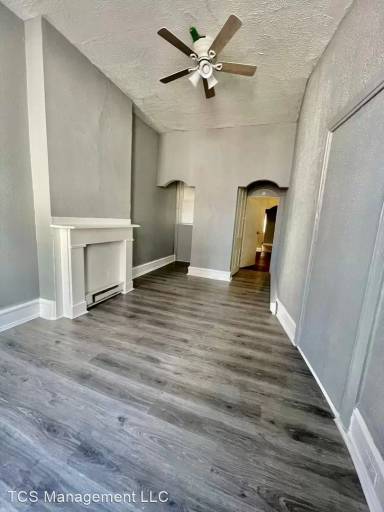 Main picture of 1436 W York St