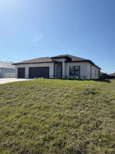 Main picture of 1518 Nelson Rd N