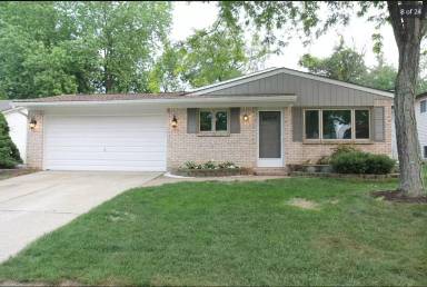 Main picture of 1947 Queensbridge Dr