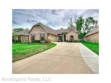 Main picture of 515 Dogwood South Ln