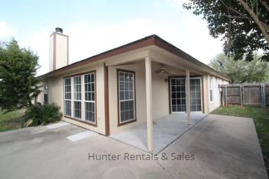 Main picture of 2104 Modoc Dr