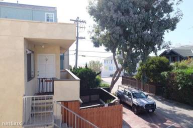 Main picture of 22 Reef St