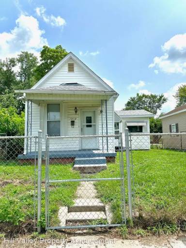 Main picture of 1512 S 13th 1/2 St