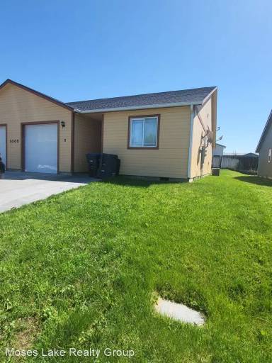 Main picture of 1005 N Pierce Dr