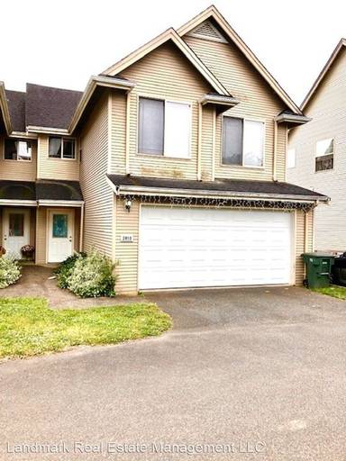 Main picture of 2810 Queen St