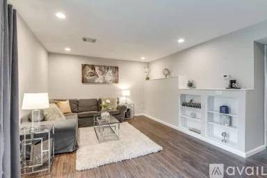 Main picture of 1119 Shannon Pl