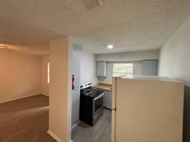 Main picture of 13713 Duncum St