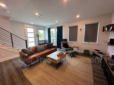 Main picture of 3901 Pine Leaf Ln