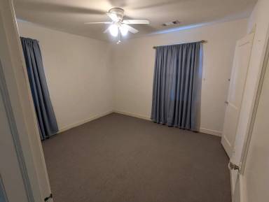Main picture of 437 Meador Dr