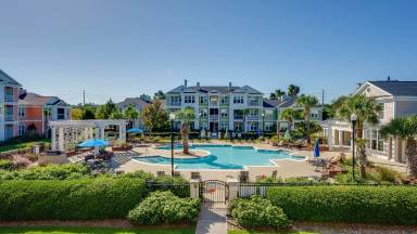 Main picture of 1021 Rosewood Ln