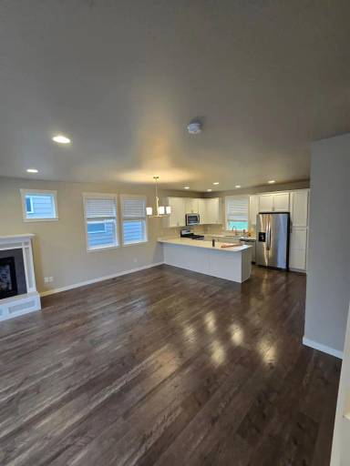 Main picture of 2041 Andre Ct