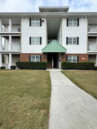 Main picture of 2424 Chancery Ln