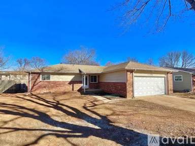 Main picture of 1700 N Ridge Rd