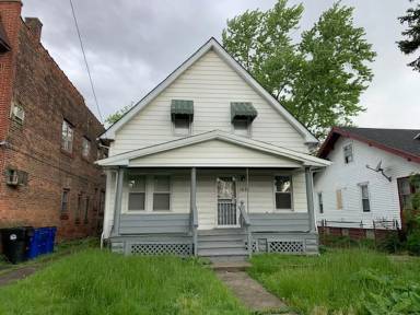 Main picture of 3670 E 142nd St