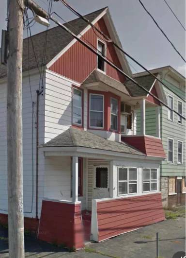 Main picture of 263 W Main St