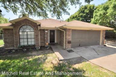 Main picture of 1608 E Bankhead Dr