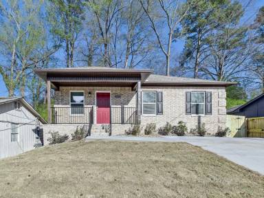 Main picture of 4619 Foster St