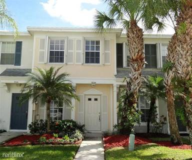 Main picture of 7824 Dixie Beach Cir