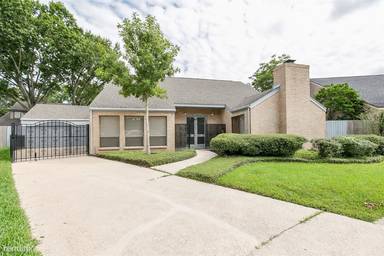 Main picture of 1303 Ambergate Dr