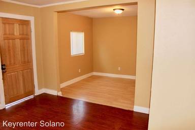 Main picture of 1220 York St