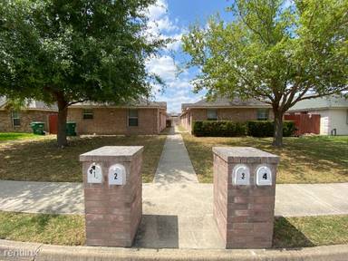 Main picture of 2301 N Erica St