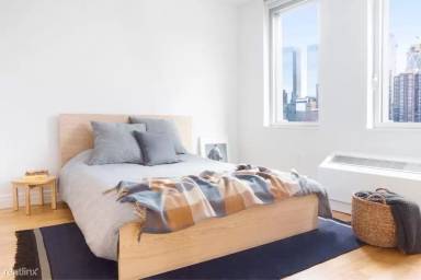 Main picture of Instrata at Mercedes House