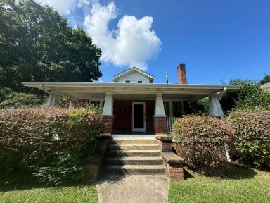 Main picture of 407 Chamberlain St