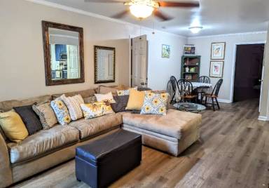 Main picture of 802 Thompson Ridge Dr