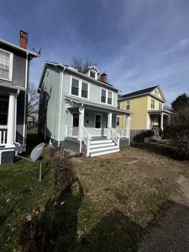 Main picture of 2514 4th Ave