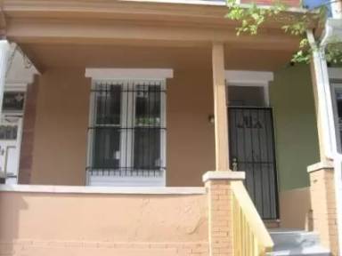 Main picture of 1641 E 25th St