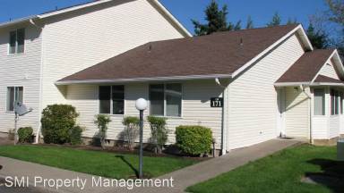 Main picture of 205 N Gun Club Rd